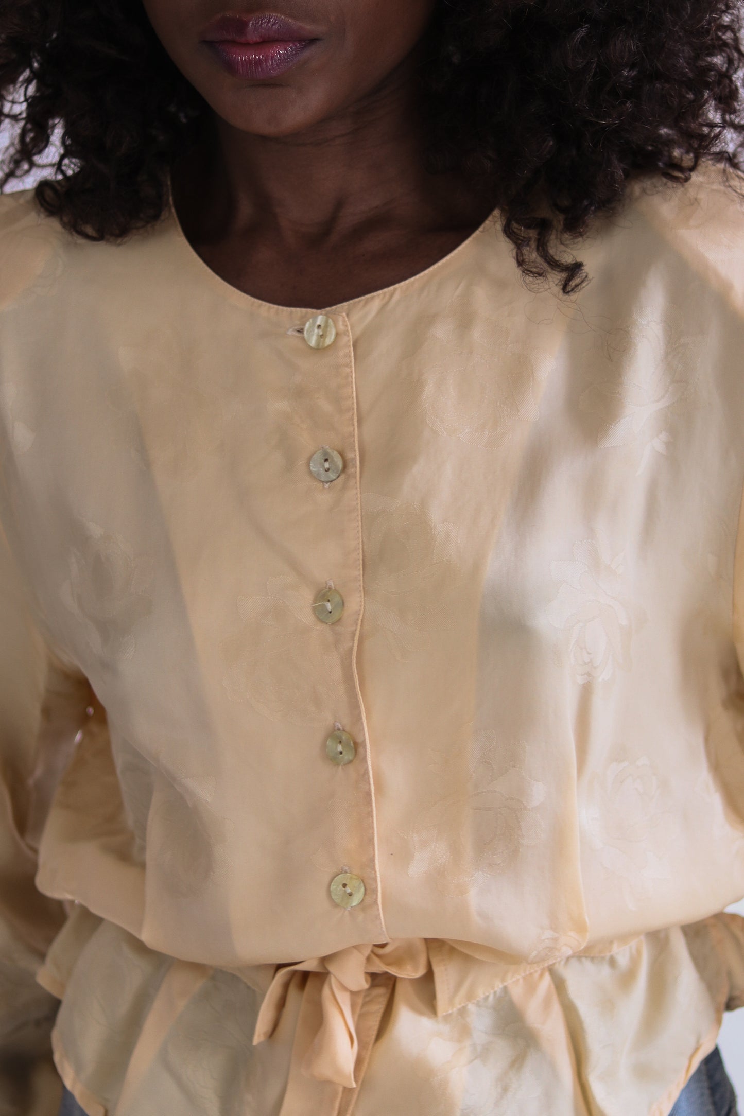 1.2.3 Blouse jaune vintage