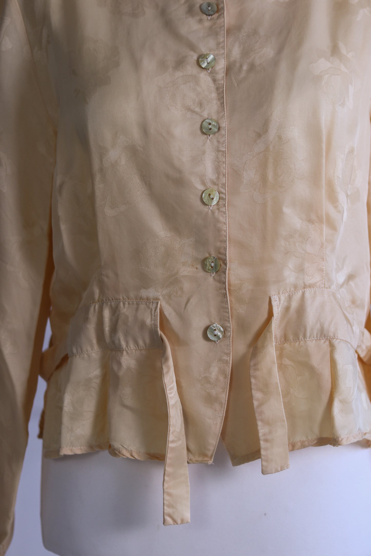 1.2.3 Blouse jaune vintage