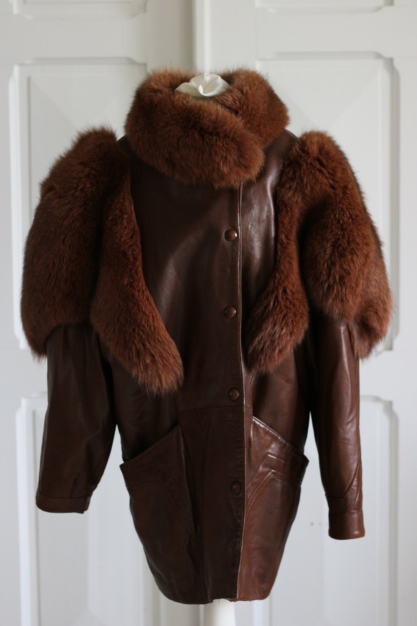 Blouson cuir et fourrure