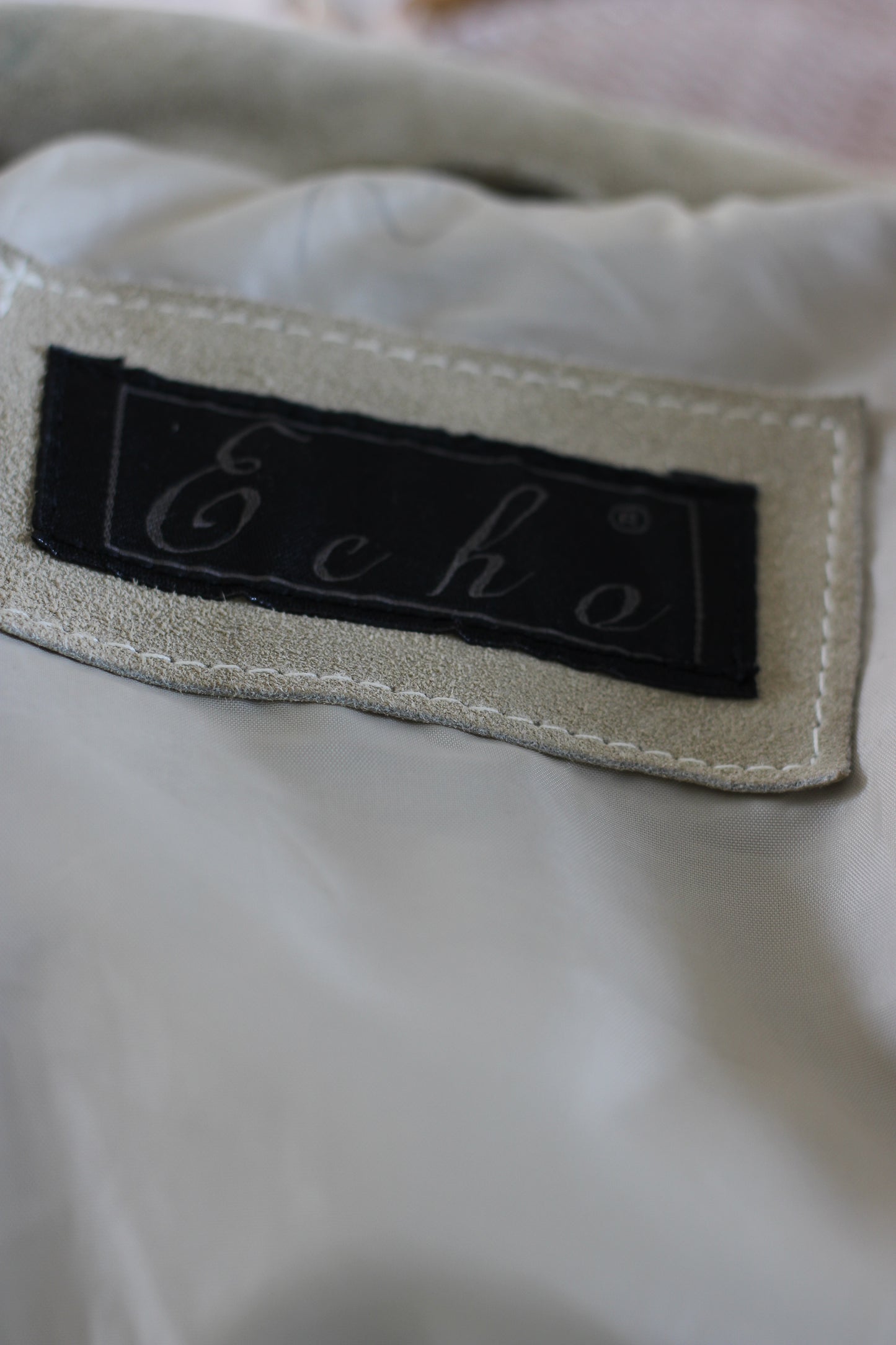 Echo veste à frange en cuir velours