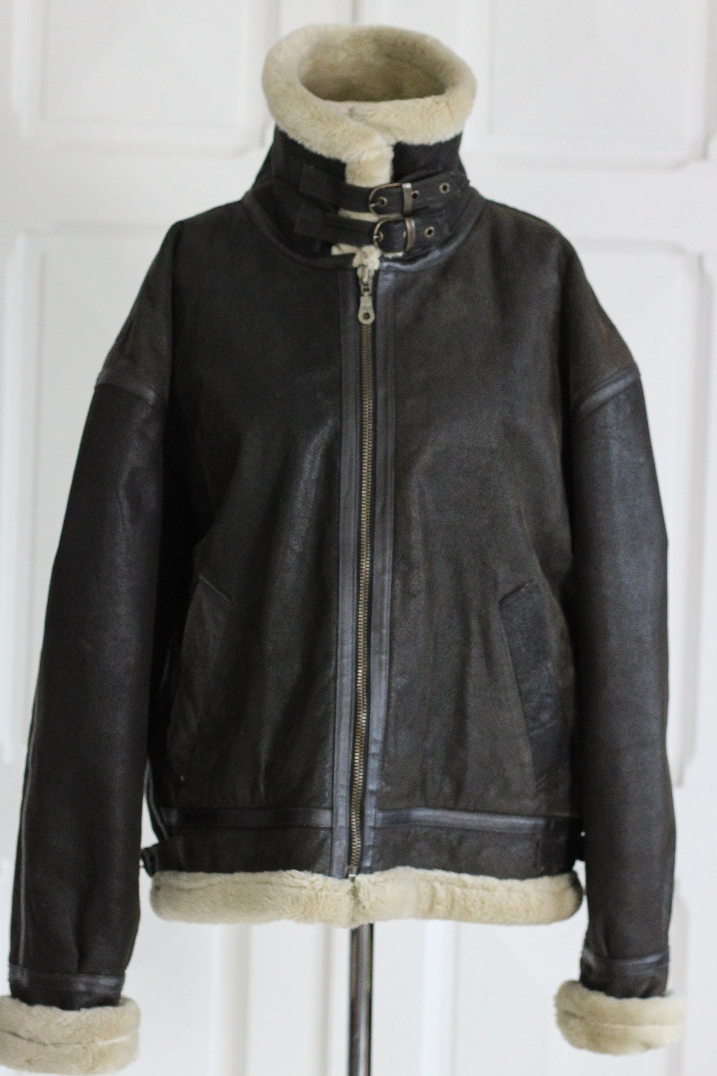 blouson style aviateur vintage en cuir