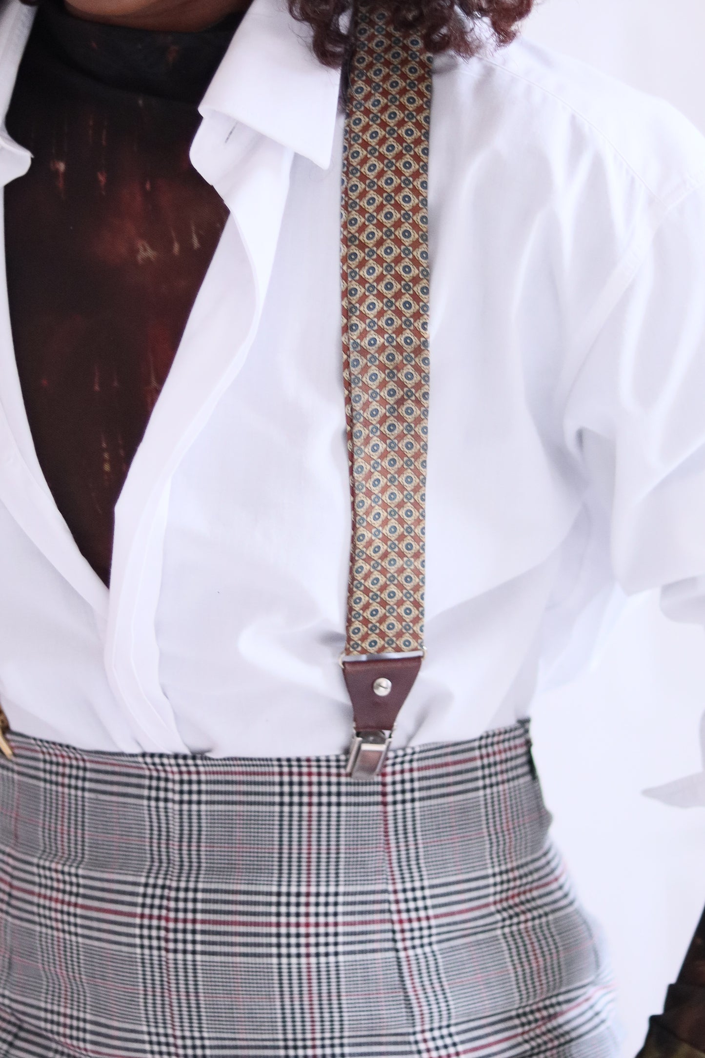 Bretelle en soie à motif vintage