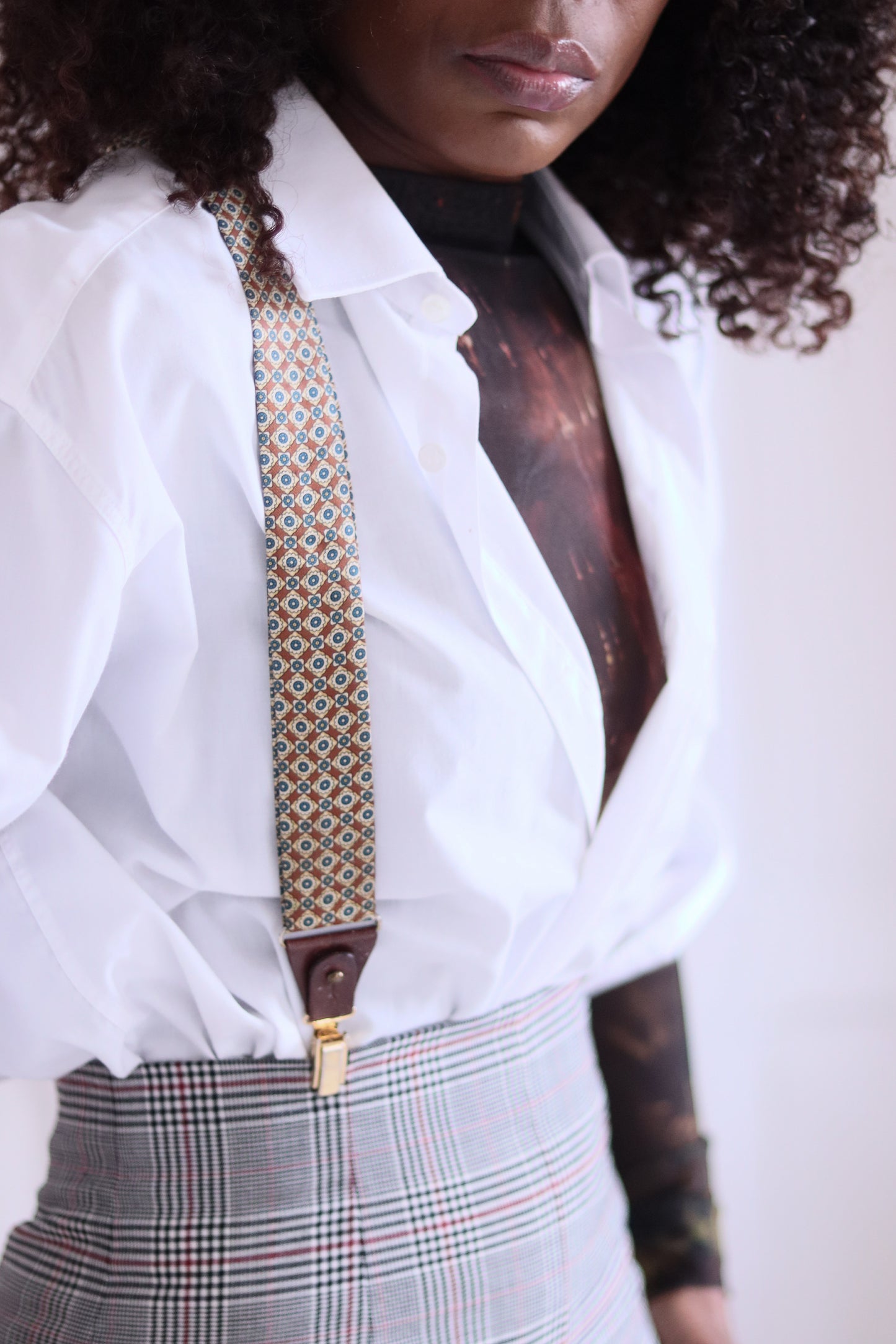 Bretelle en soie à motif vintage