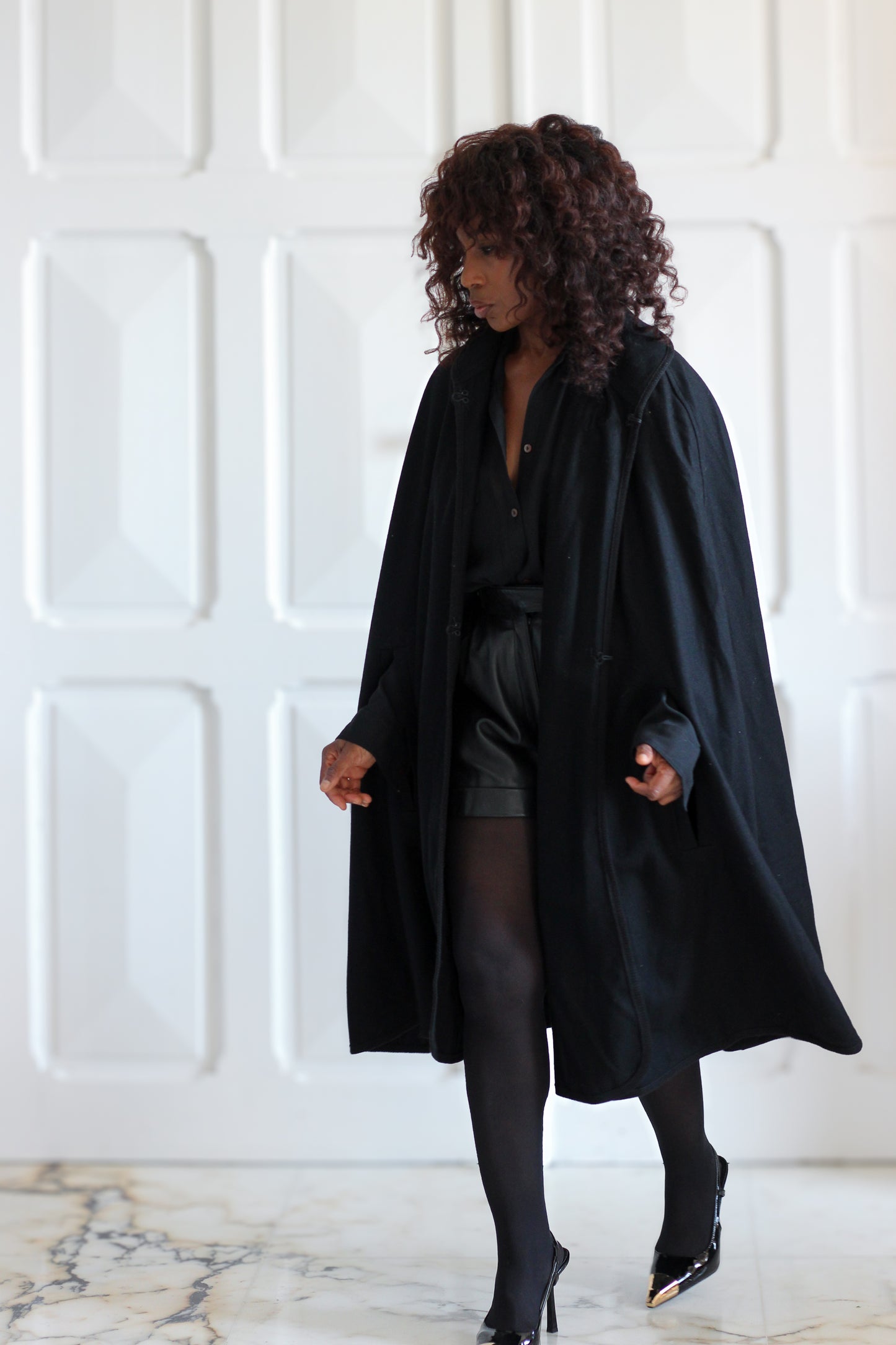Caroline Rohmer cape en laine