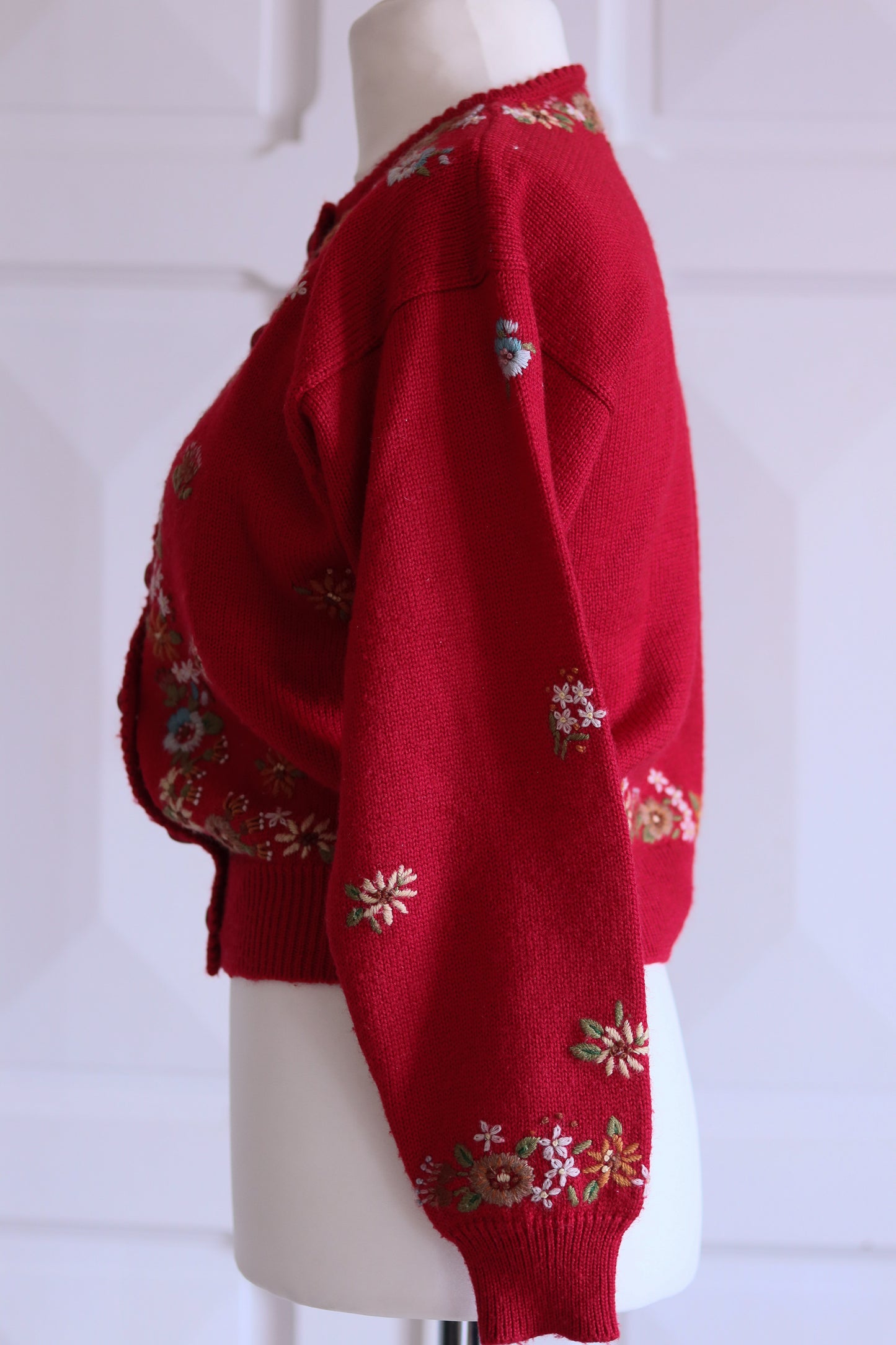 Fait main cardigan brodé