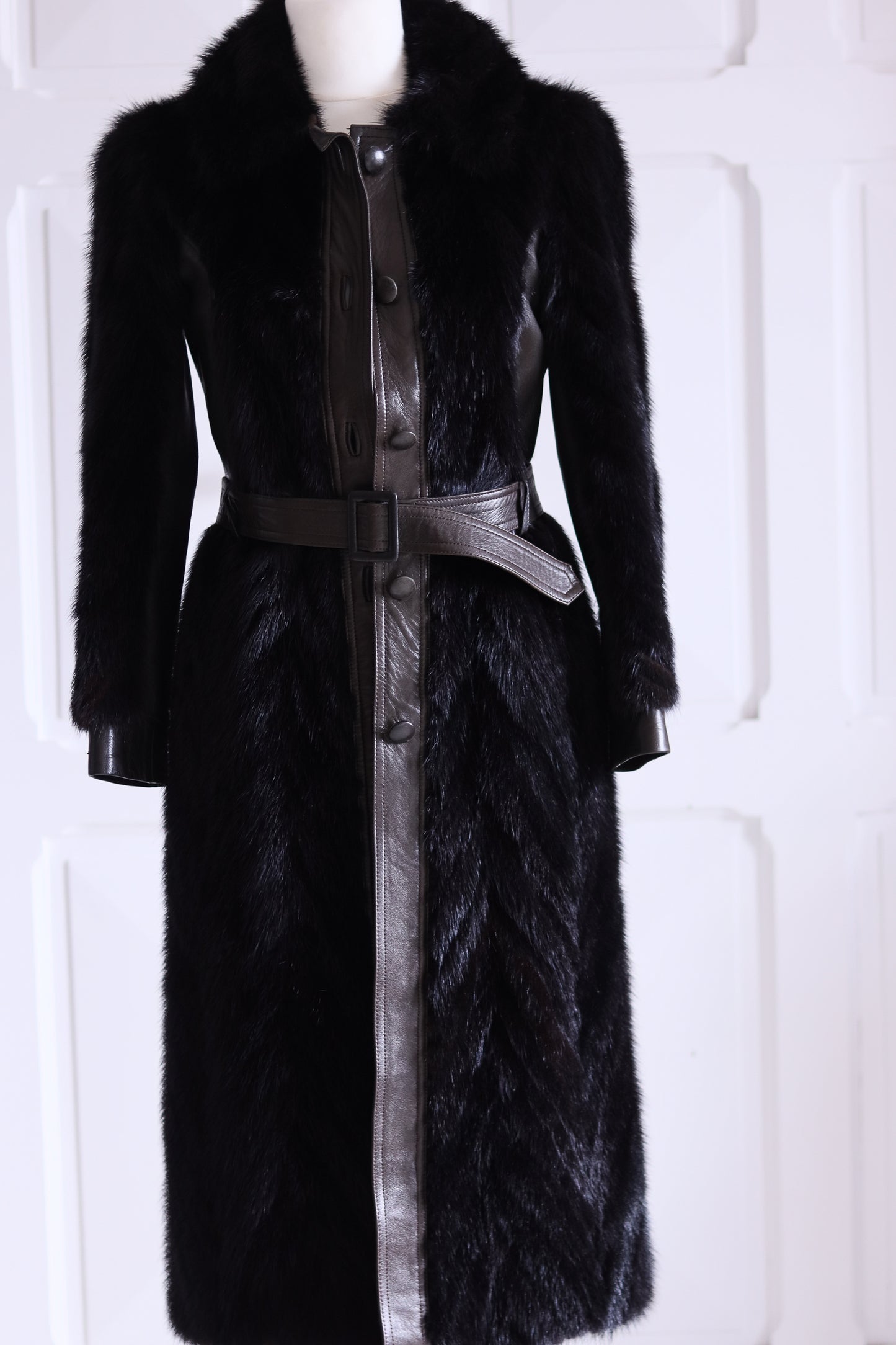 Sprung Frère manteau cuir et vison