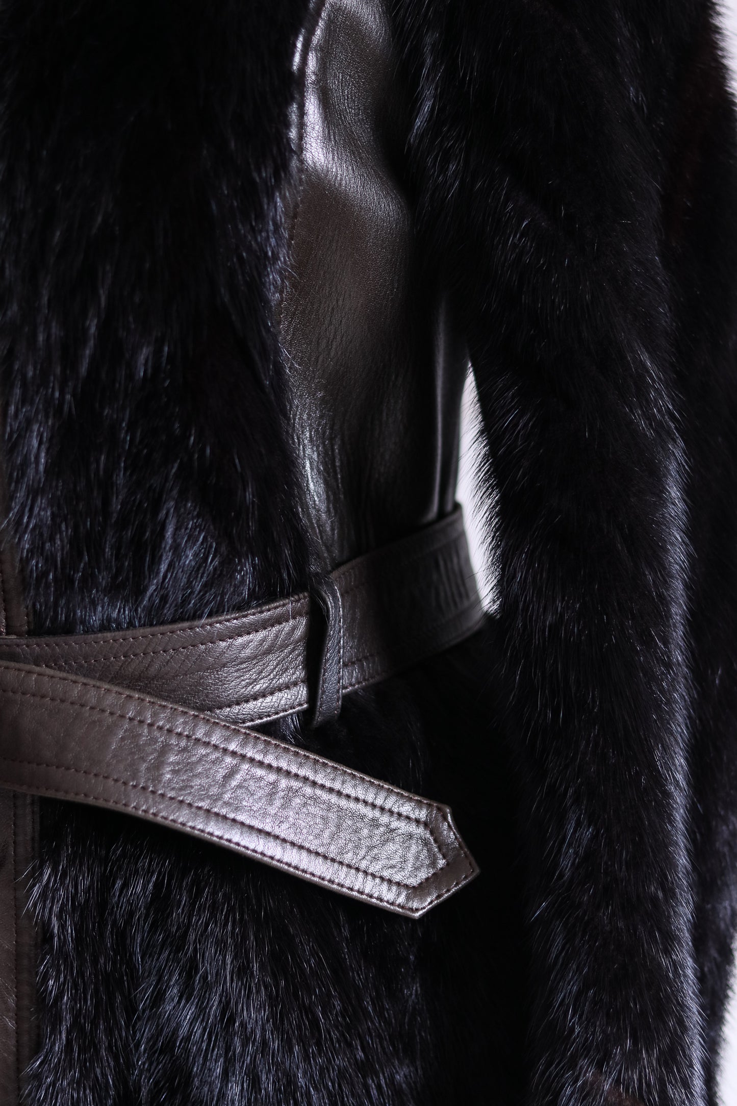 Sprung Frère manteau cuir et vison