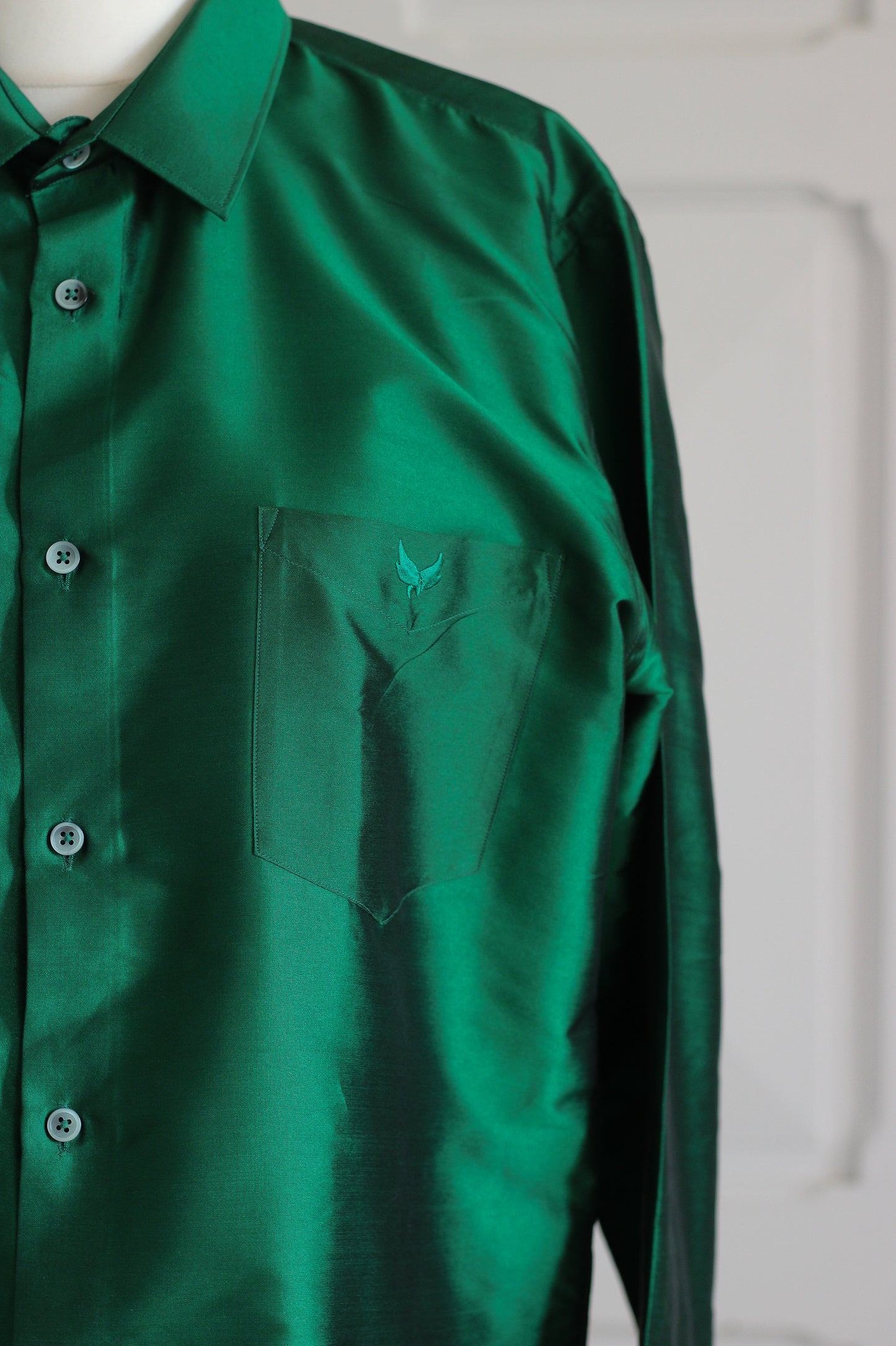 Warrior chemisier masculin en soie vert