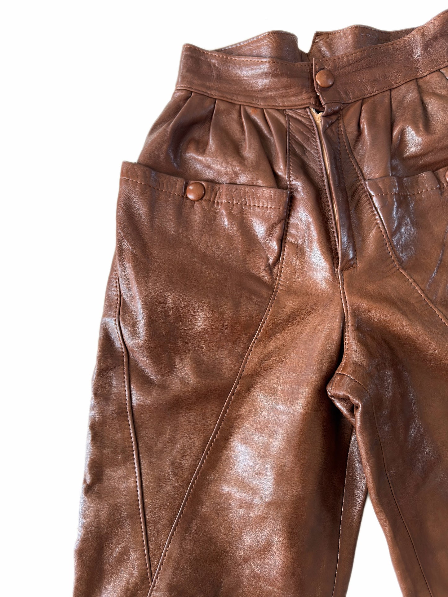 taille haute pantalon cuir