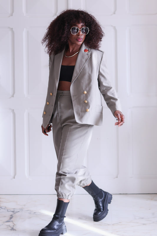 Uniforme féminin de l'armée française