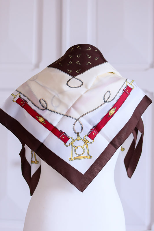 Nathalie Andersen foulard à motifs