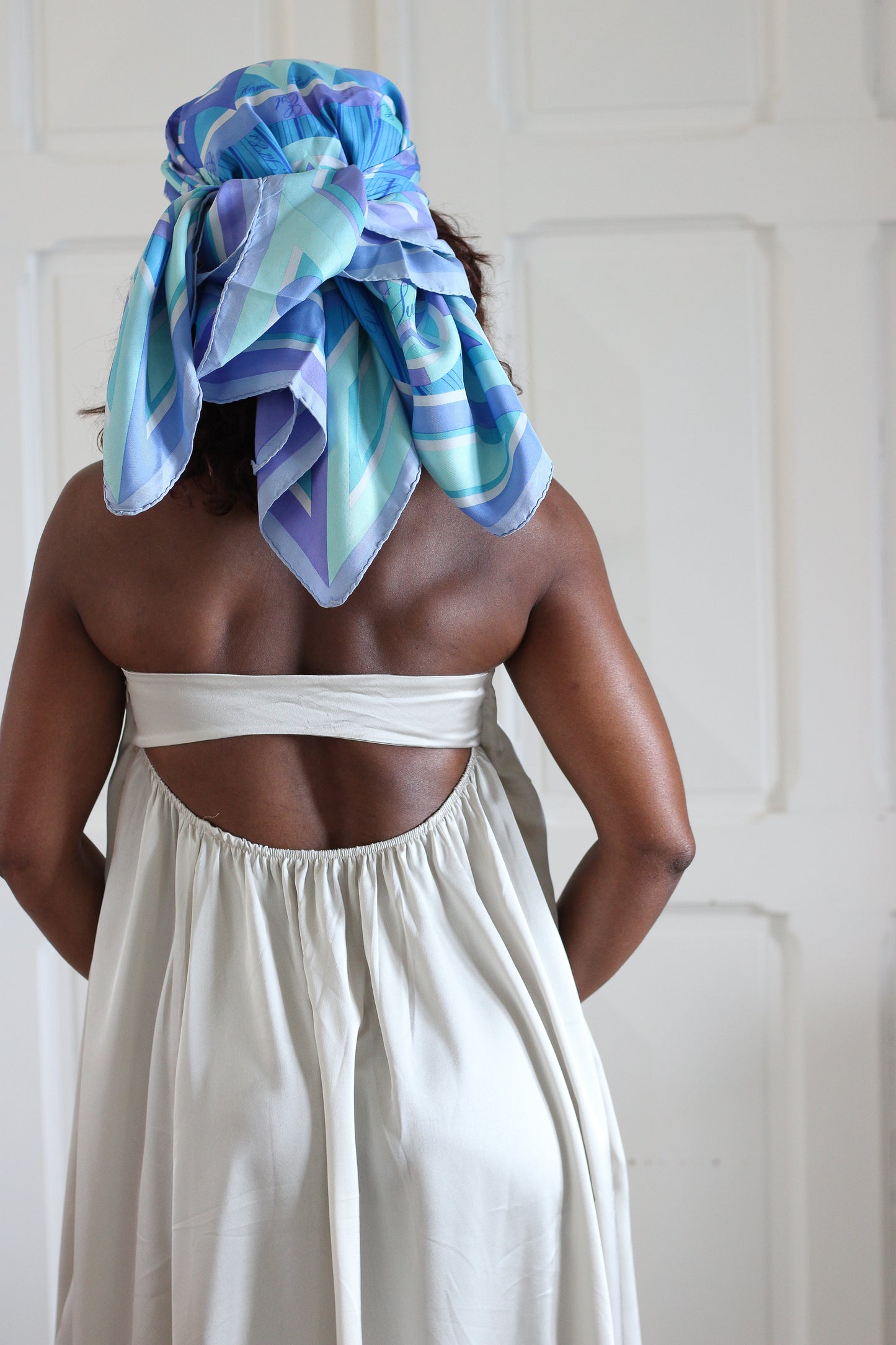 Foulard carré de soie marine