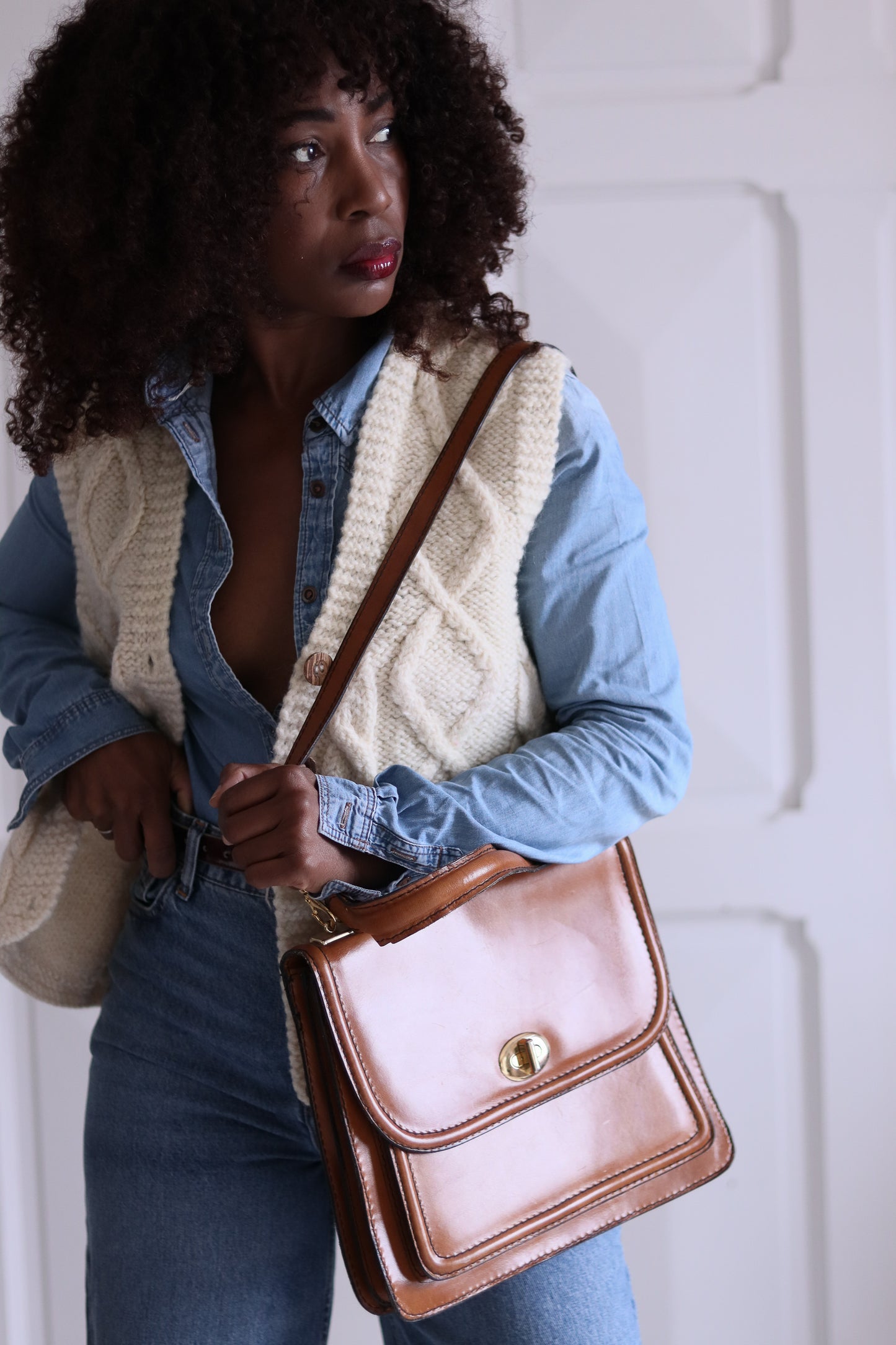 Gilet sans manches tricoté main Laine naturelle torsadée