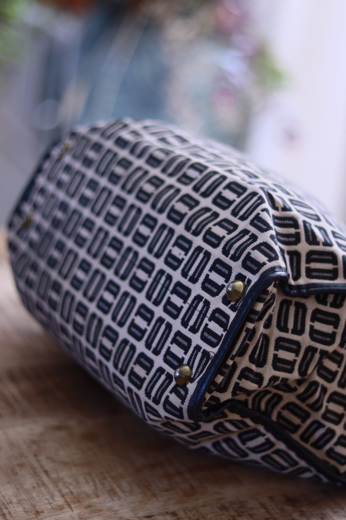 Grand sac main à motifs