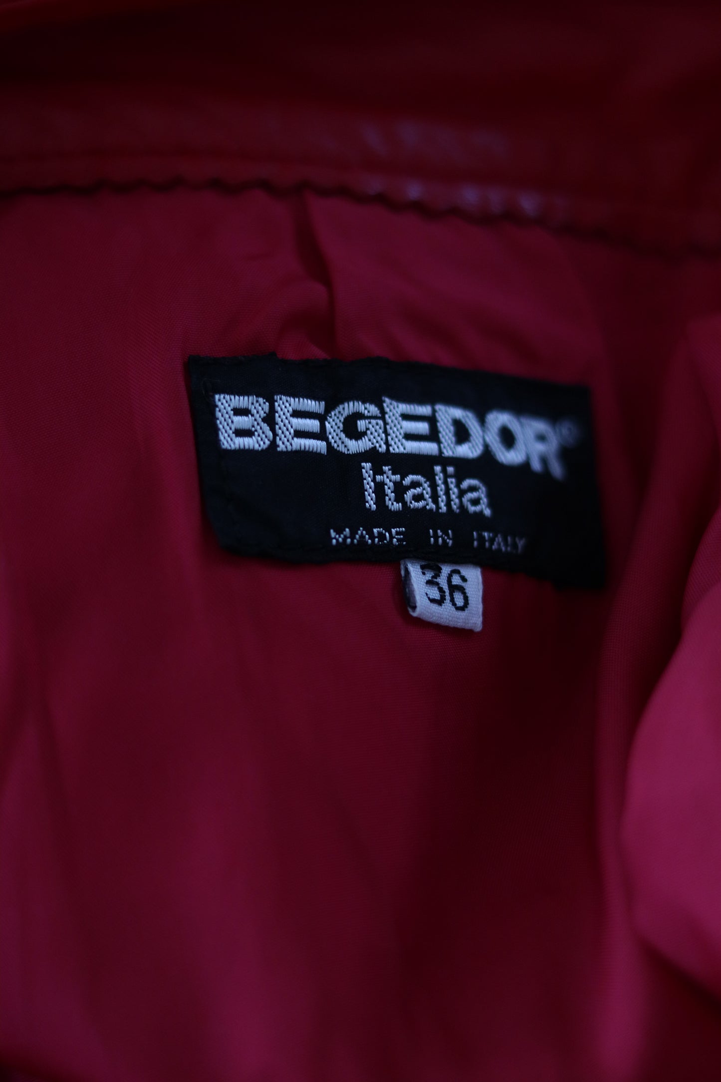 Begedor jupe midi cuir rouge