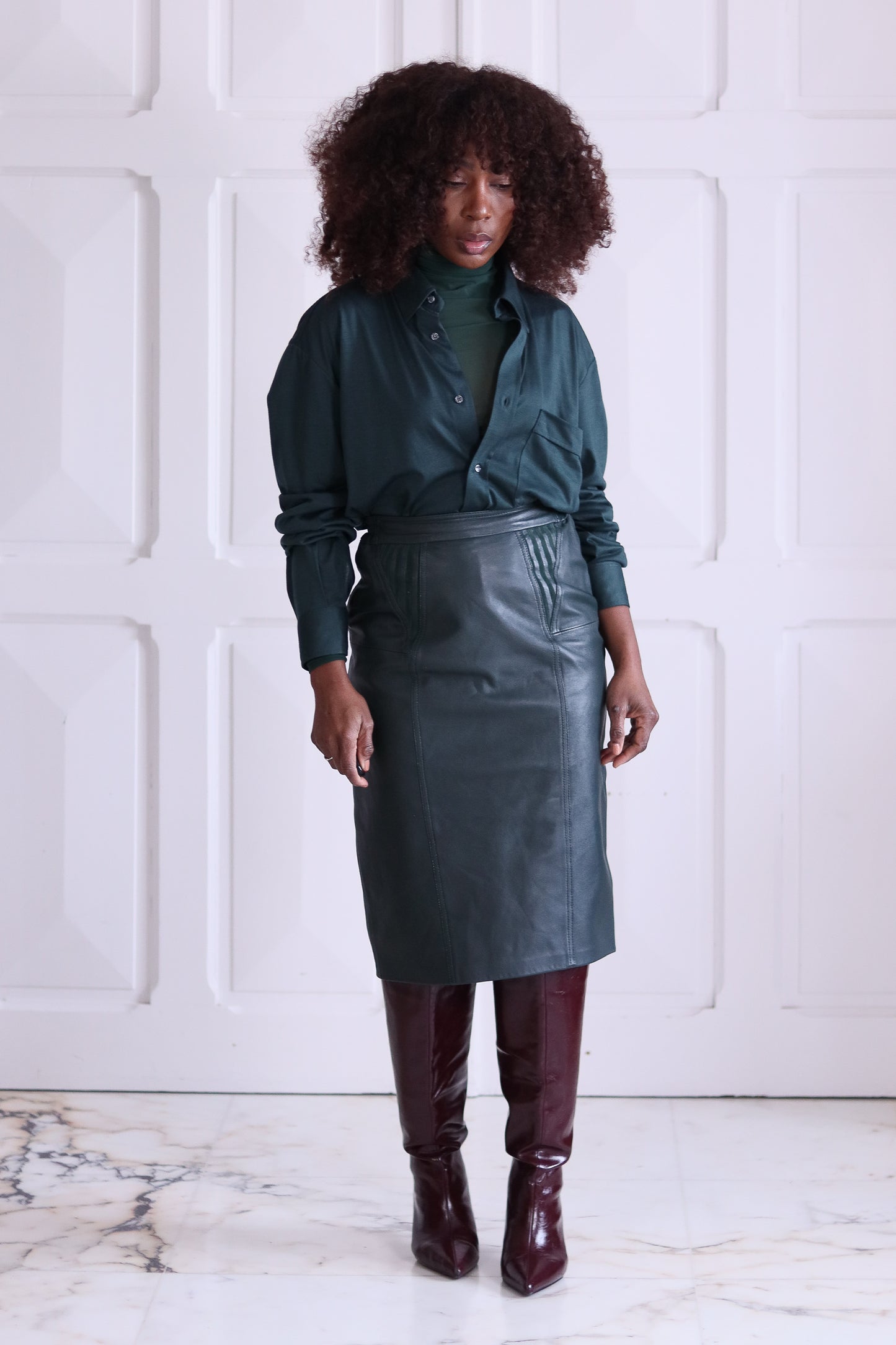 Jupe crayon en cuir vert