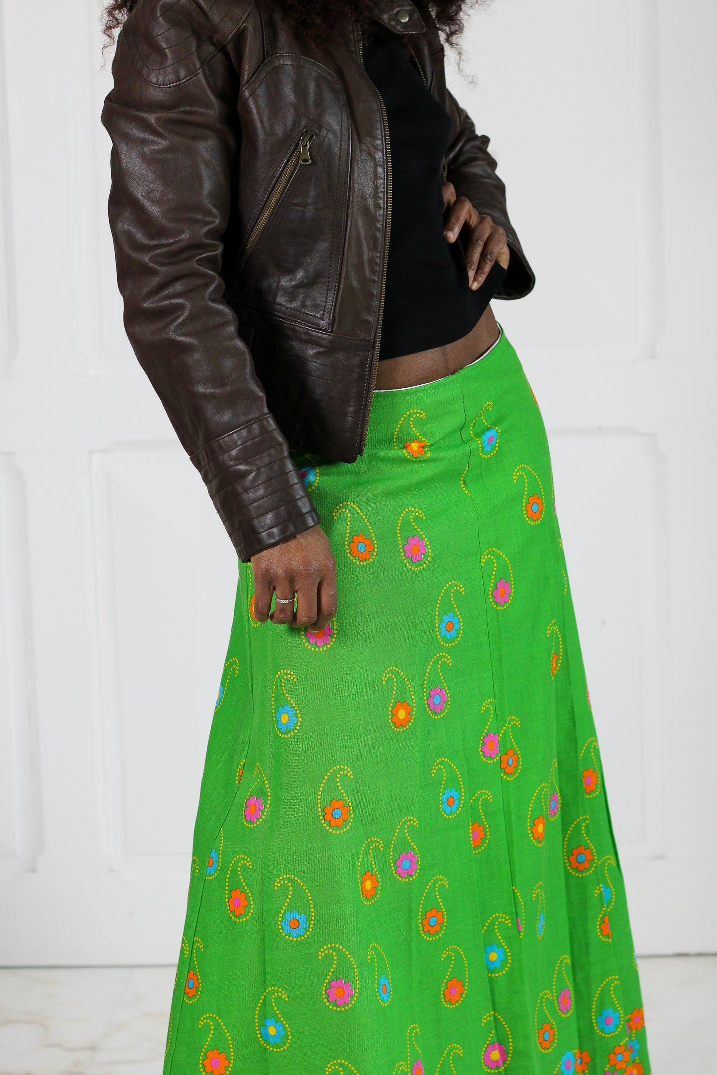 Fait main longue jupe en coton fleuri