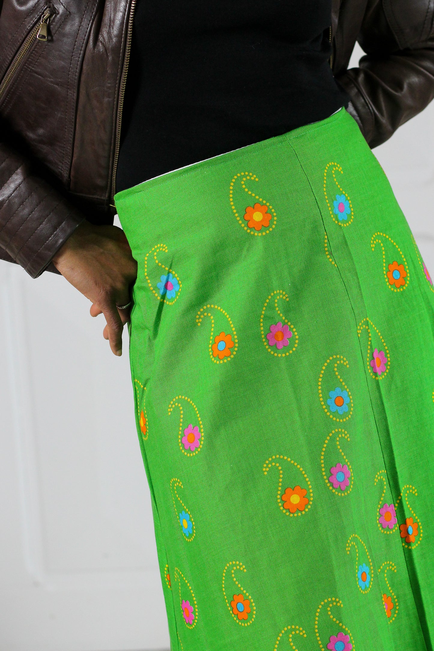 Fait main longue jupe en coton fleuri