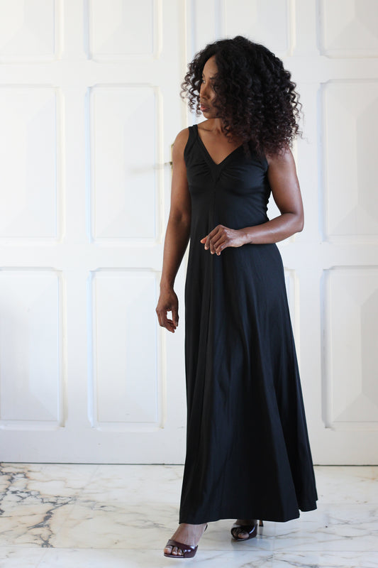 Vicky Valère robe longue à dos nu