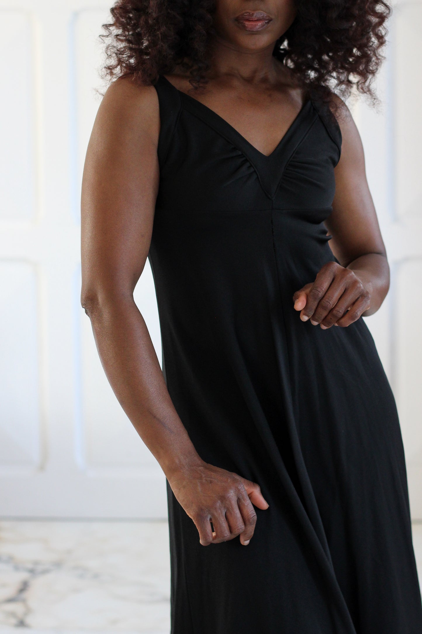Vicky Valère robe longue à dos nu