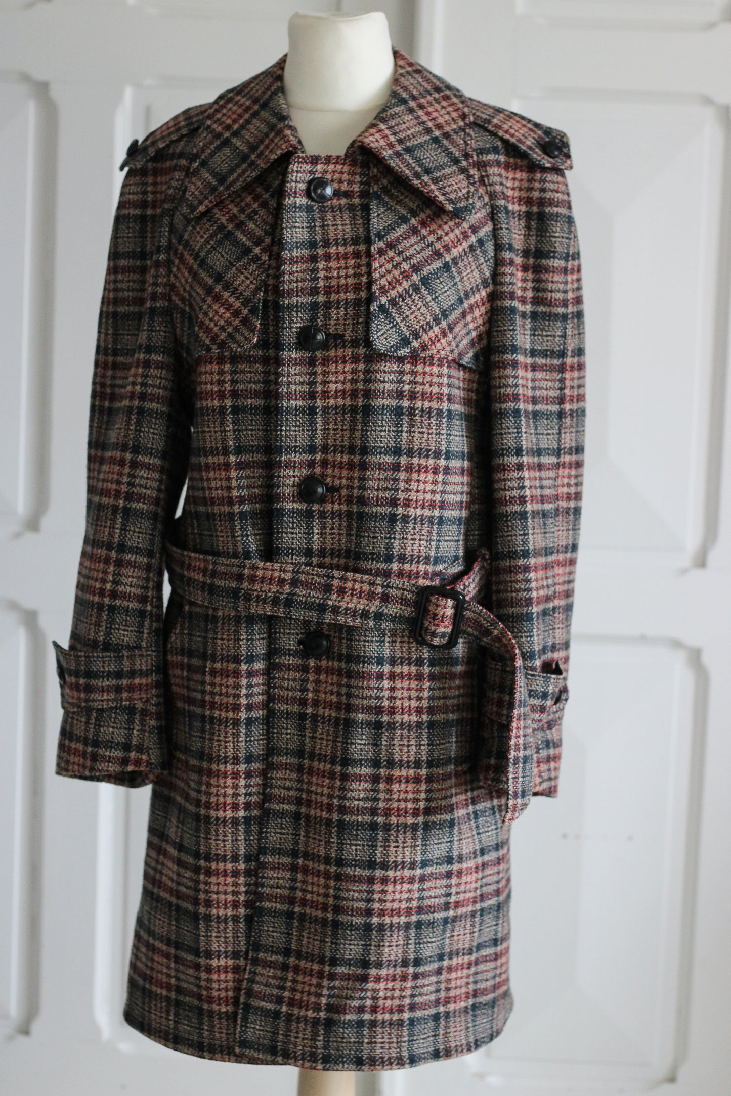 Manteau à motifs carreaux