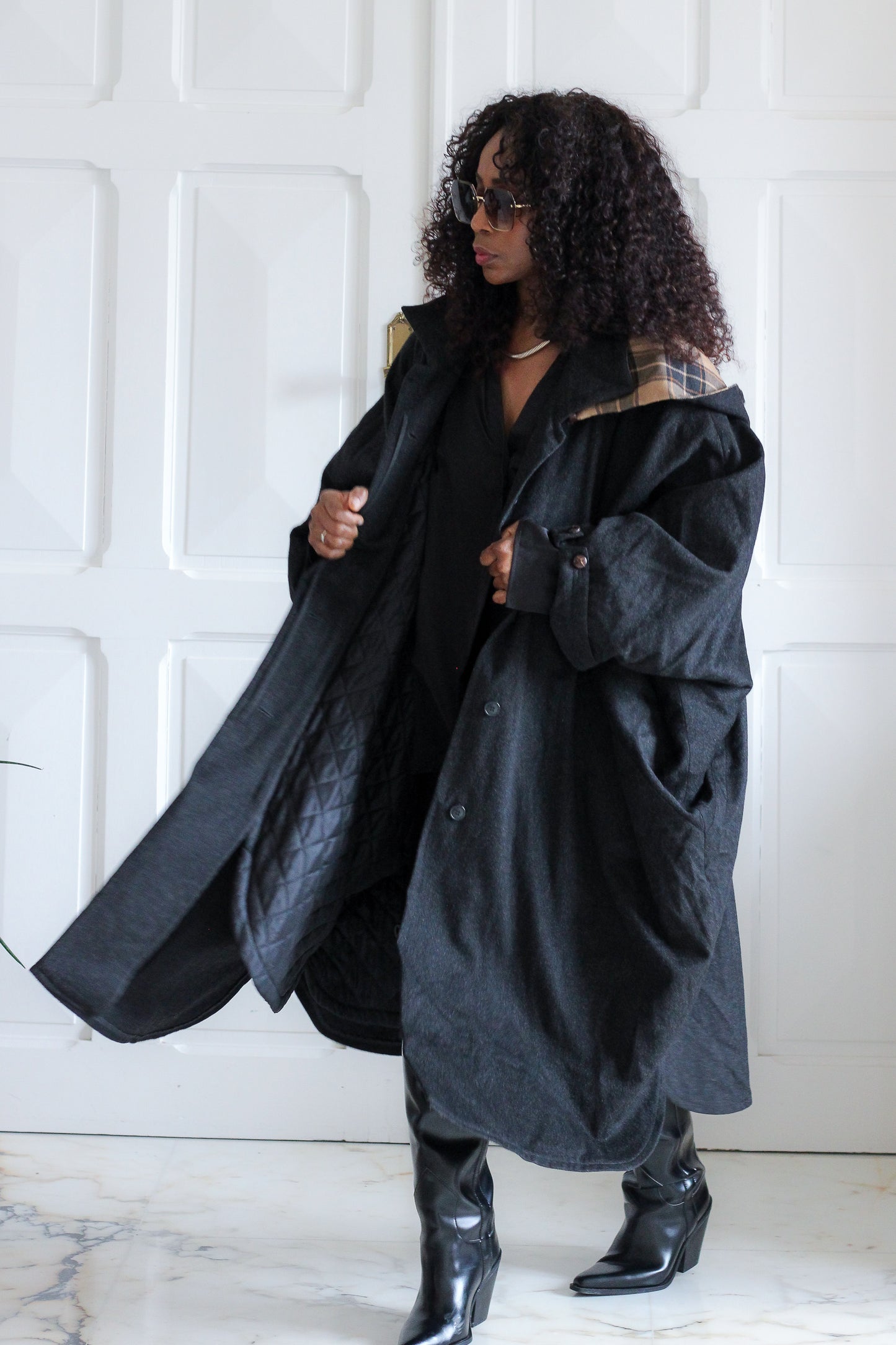 Manteau cape vintage noir à capuche  - doublure amovible