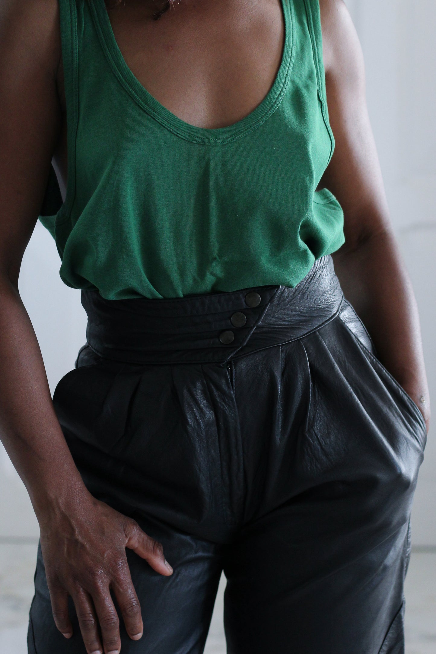 Pantalon cuir vintage taille haute