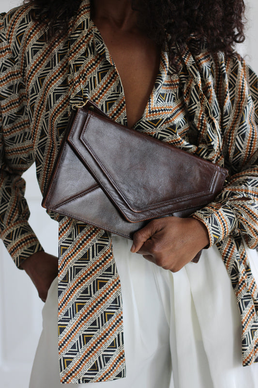 Pochette en cuir chocolat vintage
