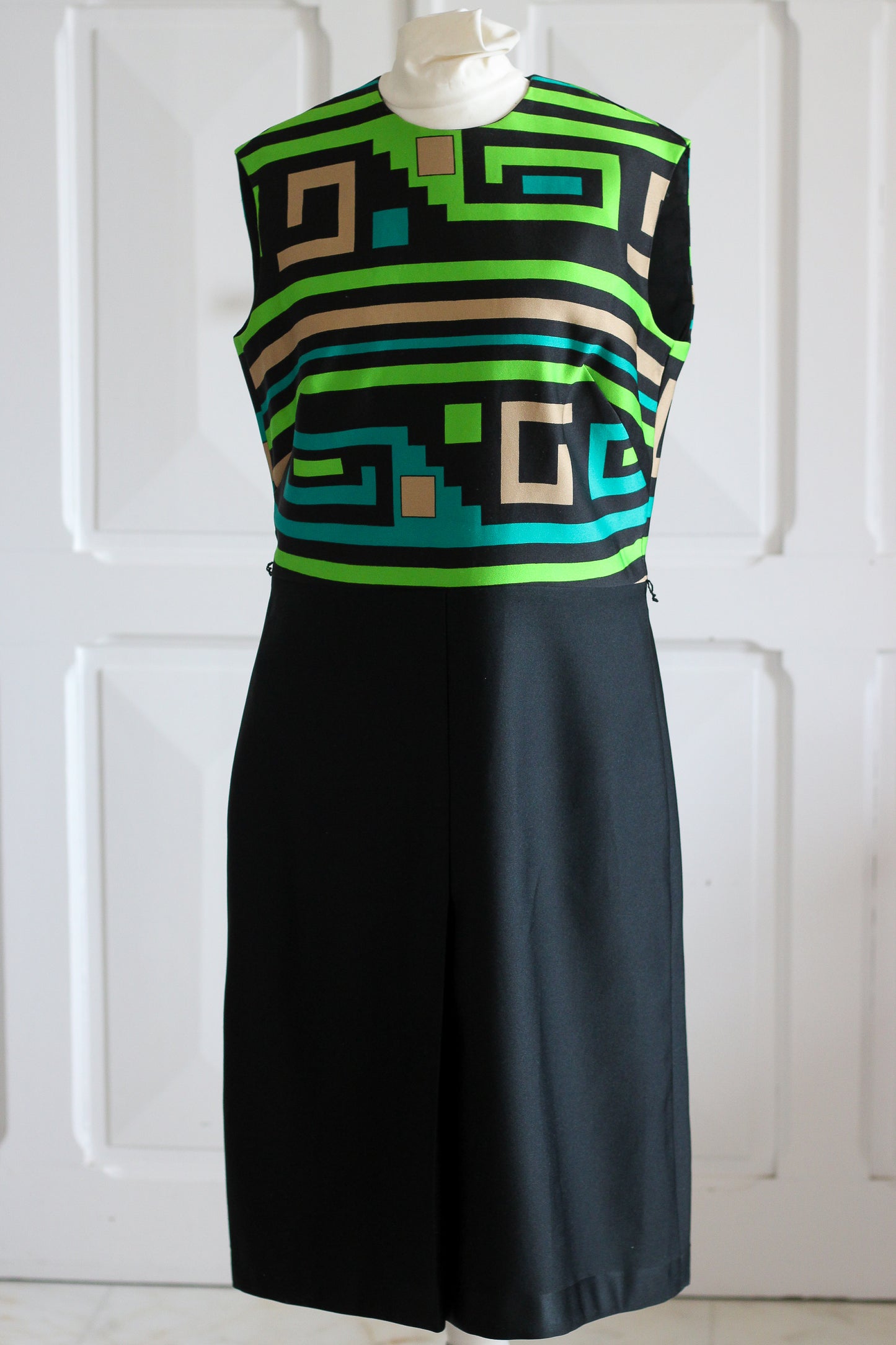 HÉROS robe