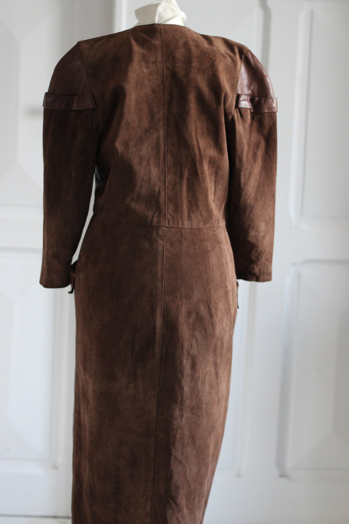 Virginie robe en cuir