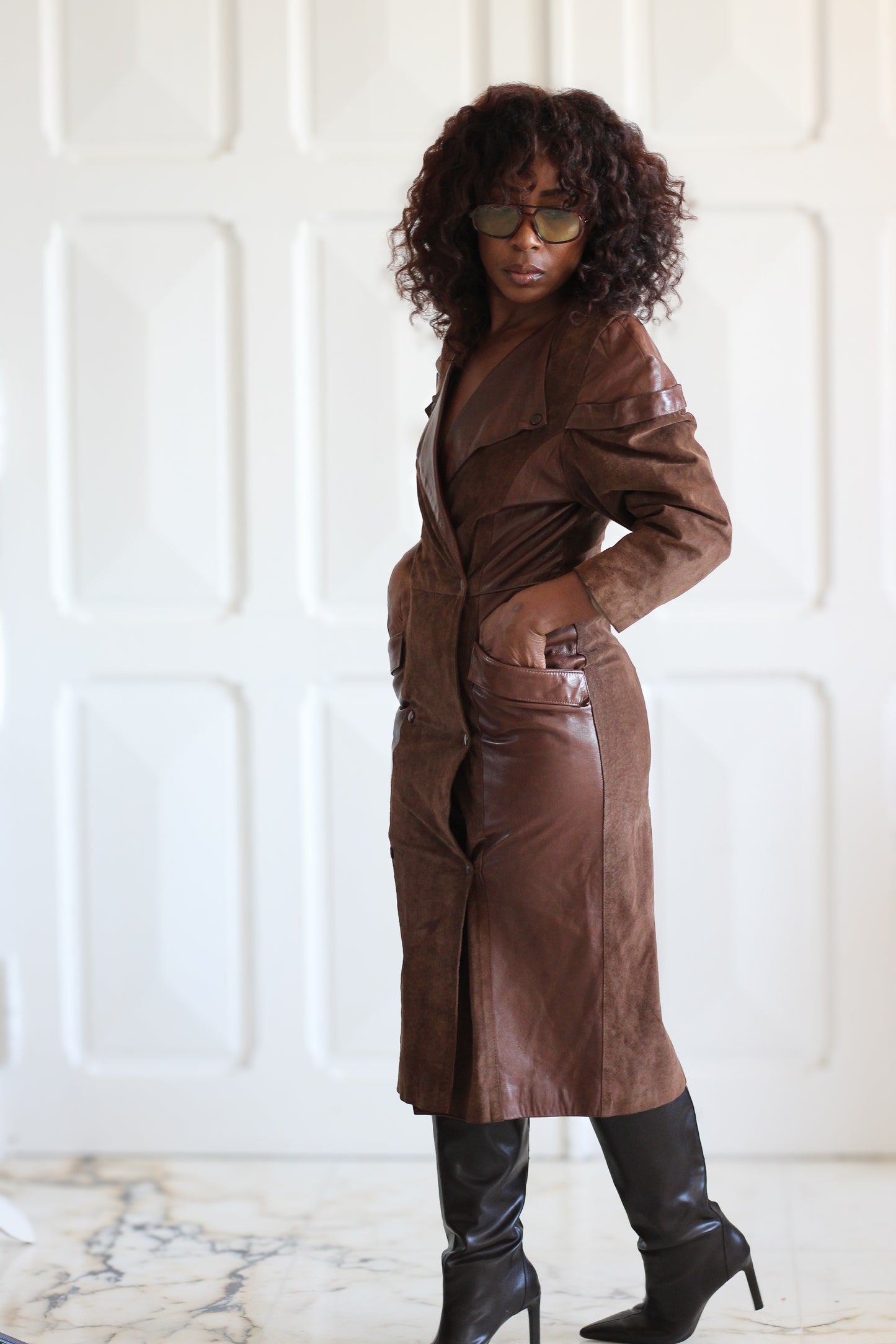 Virginie robe en cuir
