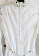 Charger l&#39;image dans la galerie, Robe de mariée 1970