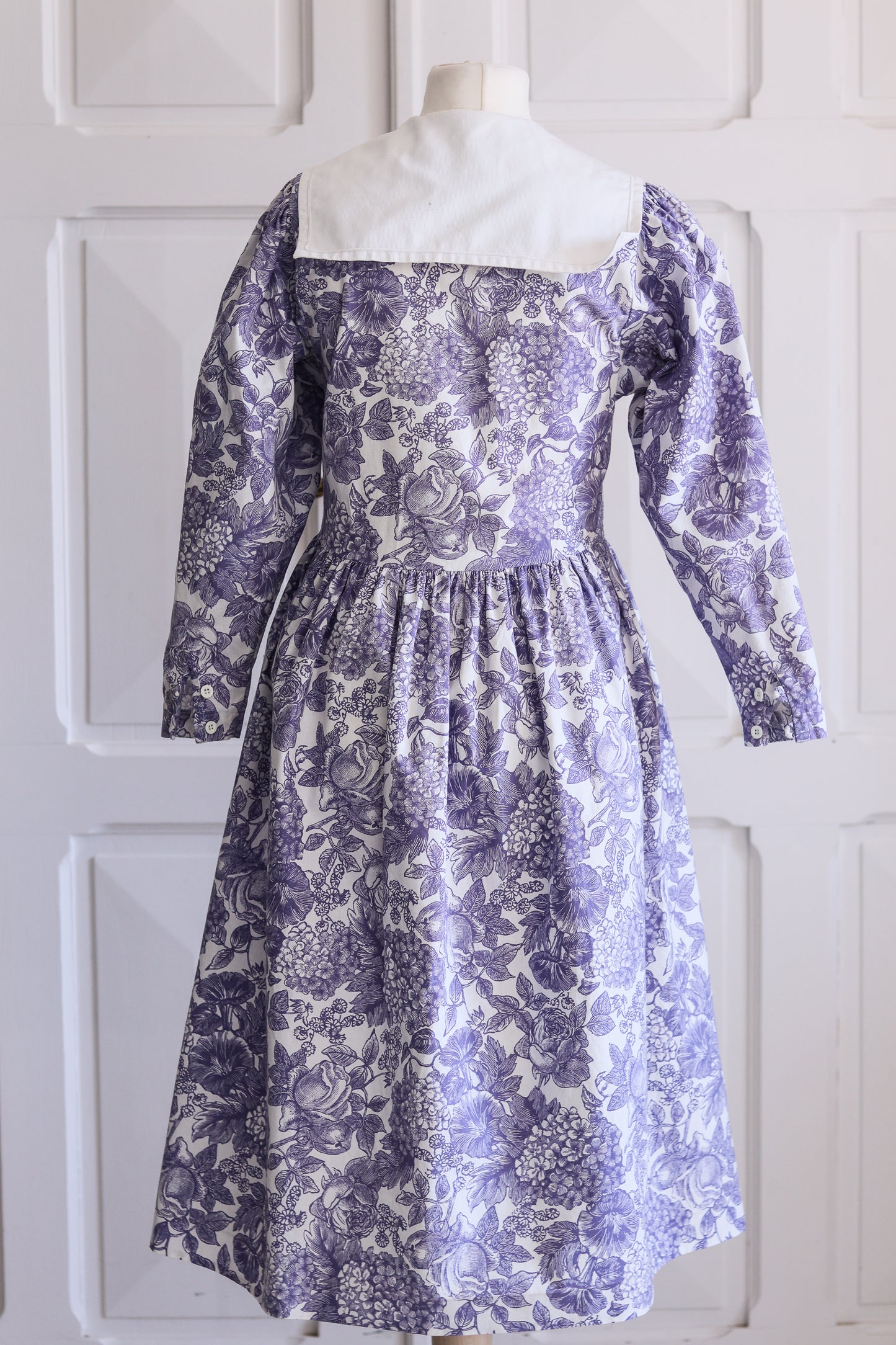 Laura Ashley robe col marin