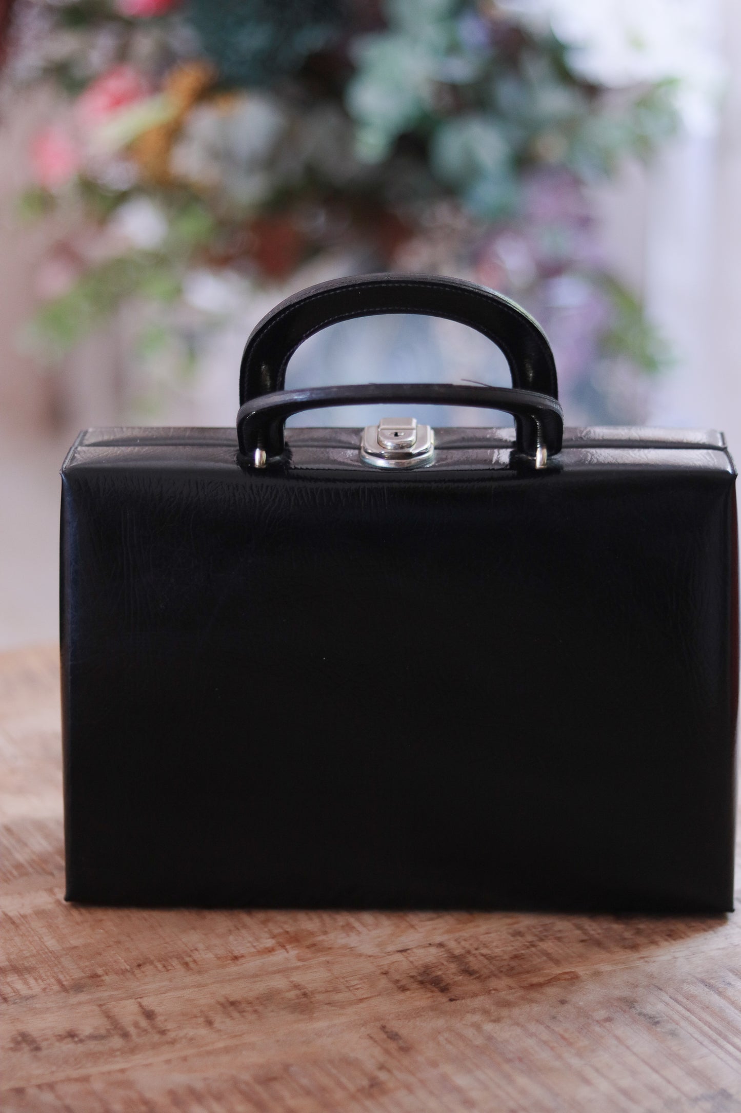 Sac à main cuir rigide