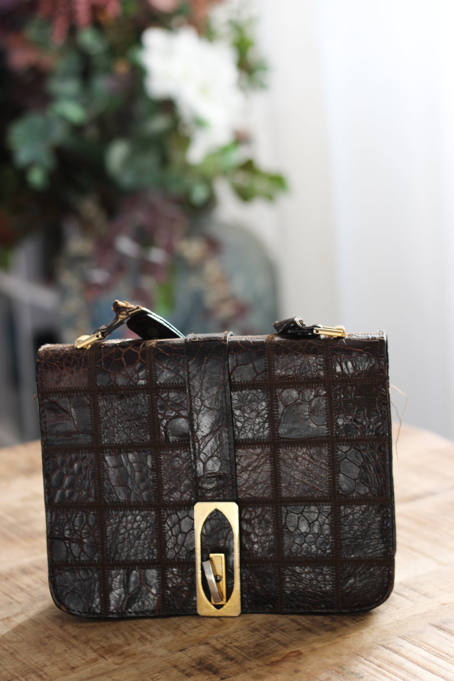 Sac en cuir vintage forme carré
