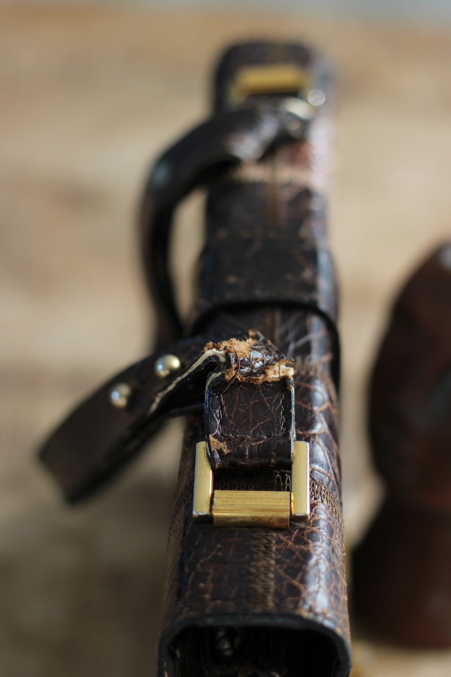 Sac en cuir vintage forme carré