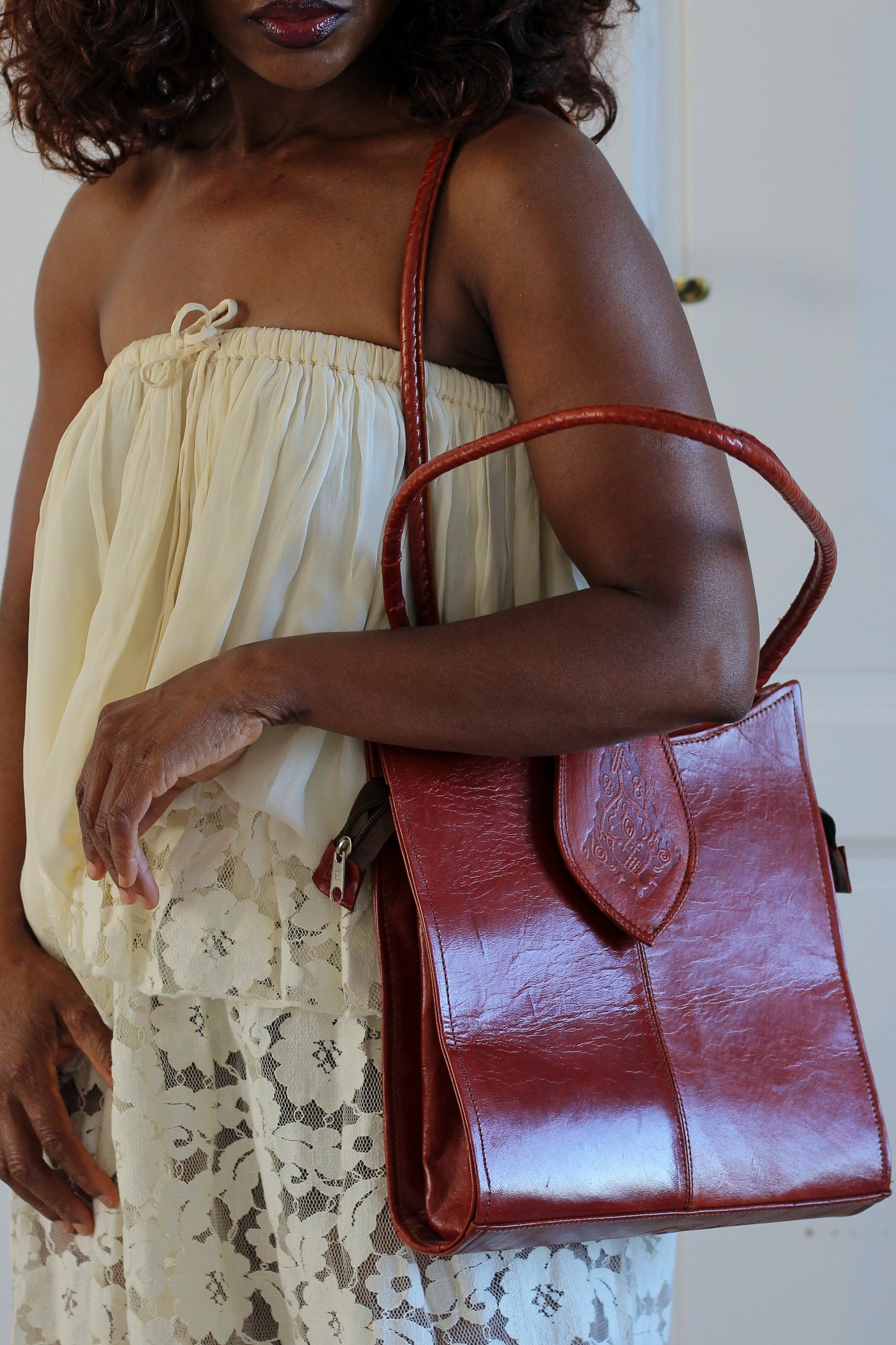Sac artisanal en cuir vintage