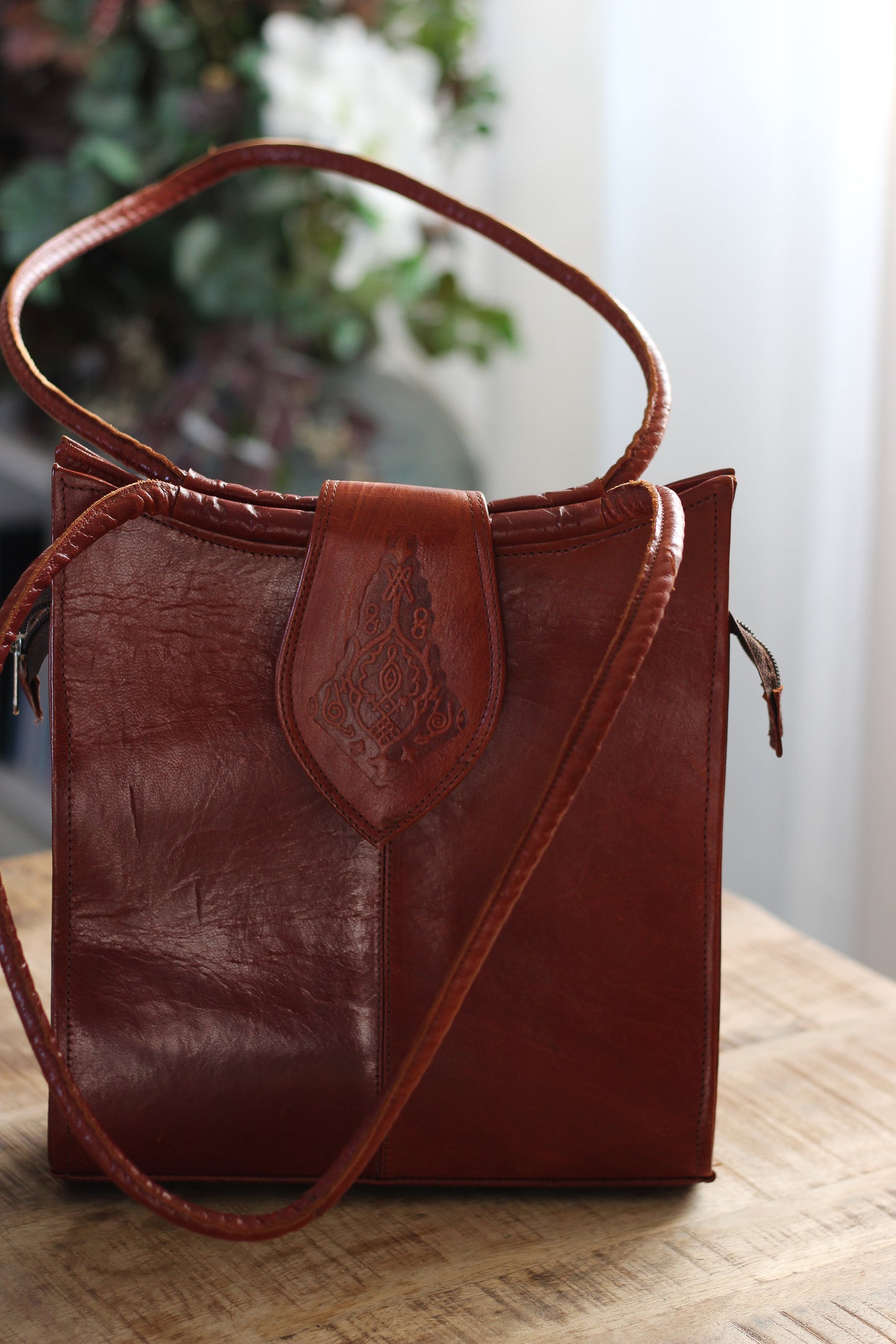 Sac artisanal en cuir vintage