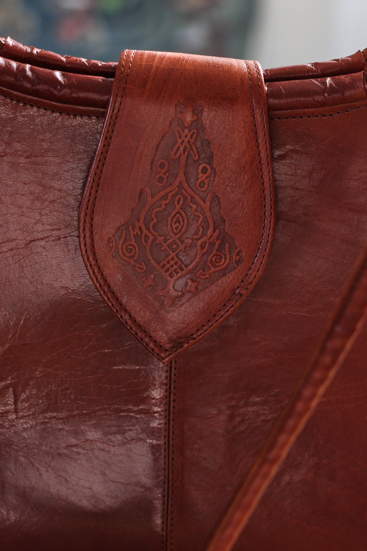 Sac artisanal en cuir vintage