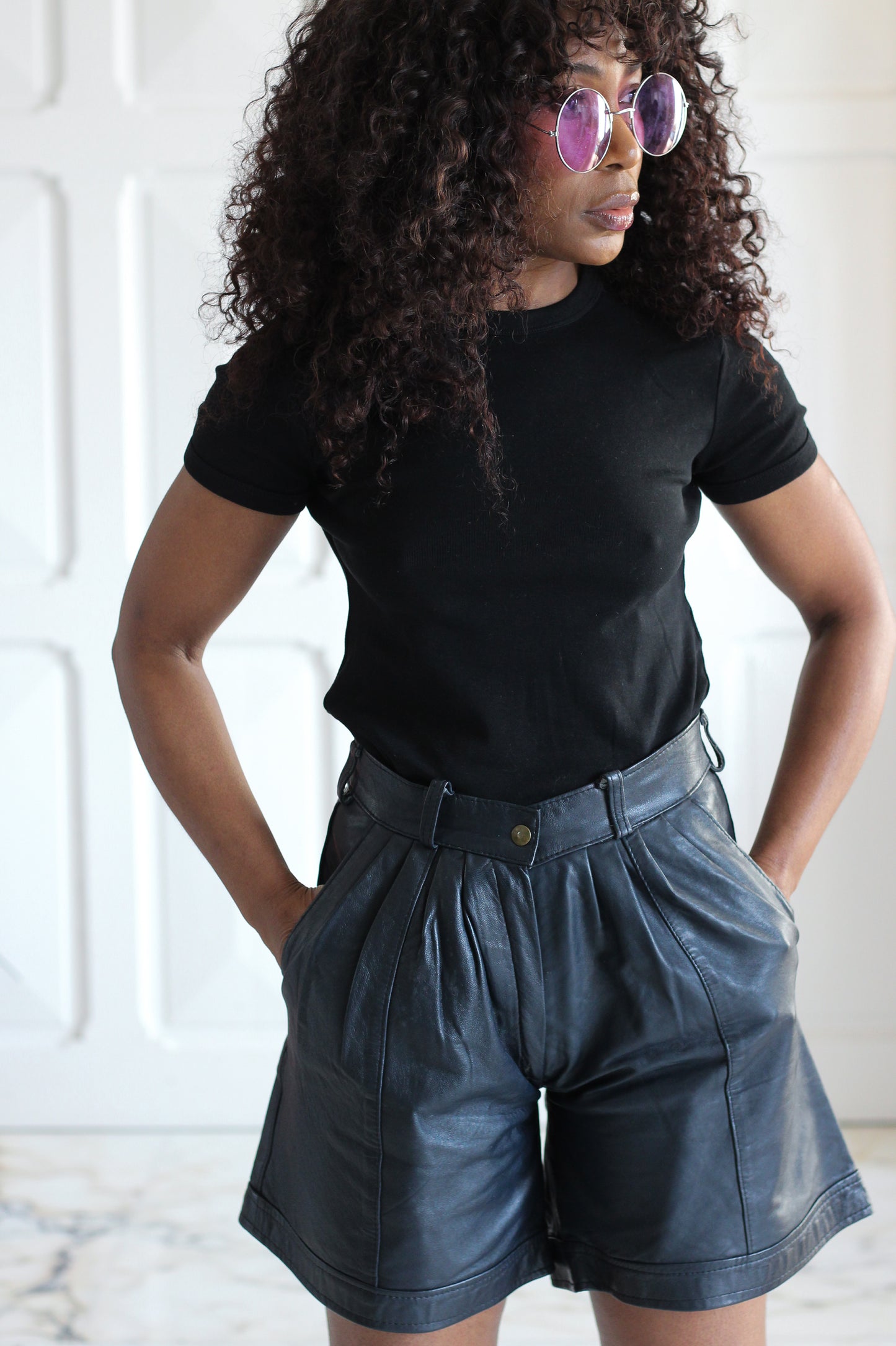 Espion Modèle short en cuir
