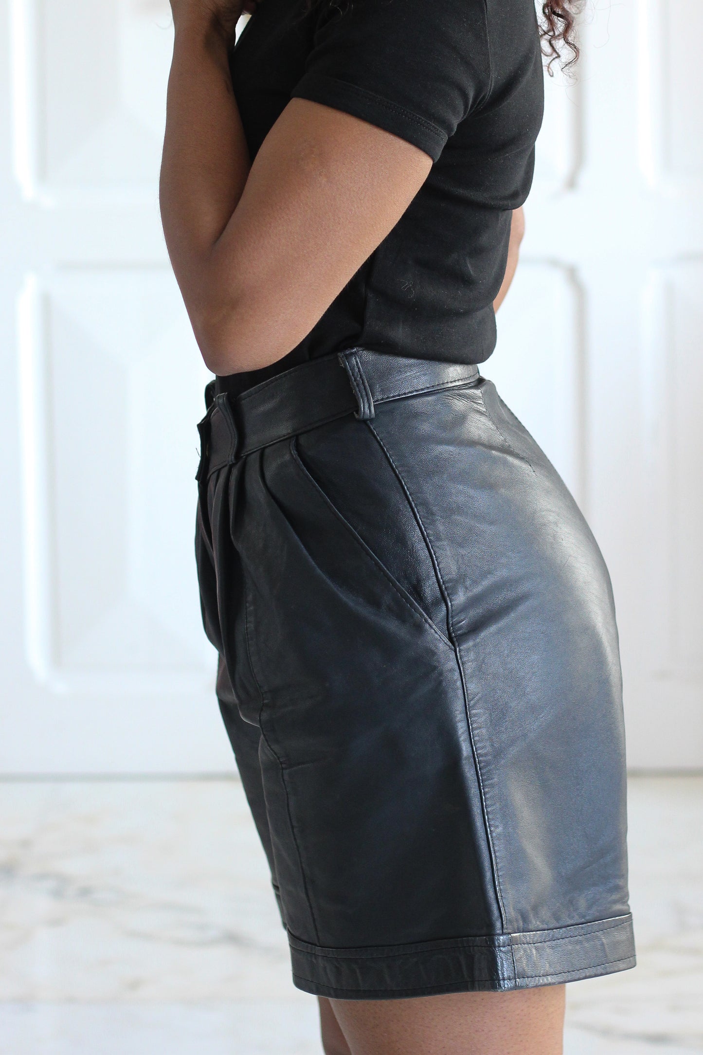 Espion Modèle short en cuir