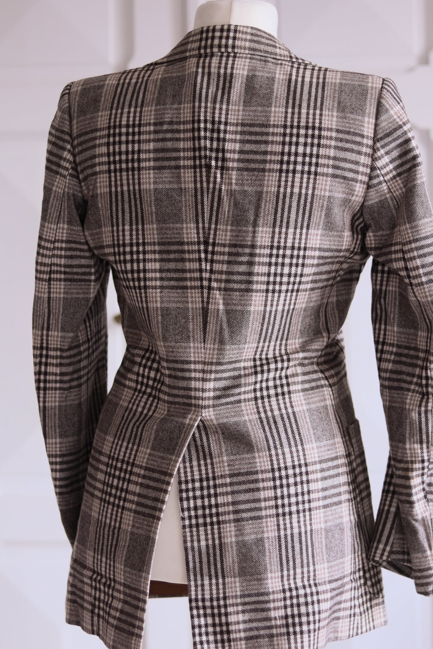 Podium  tailleur pantalon seventies