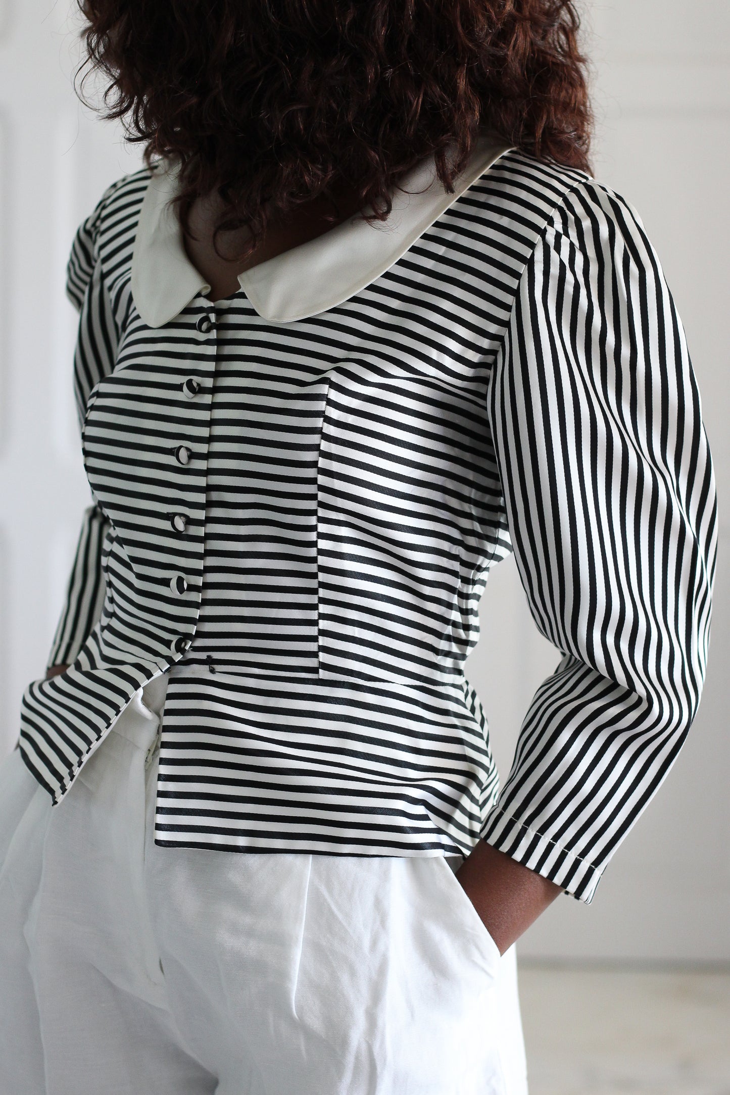 Baltai veste à motifs rayures