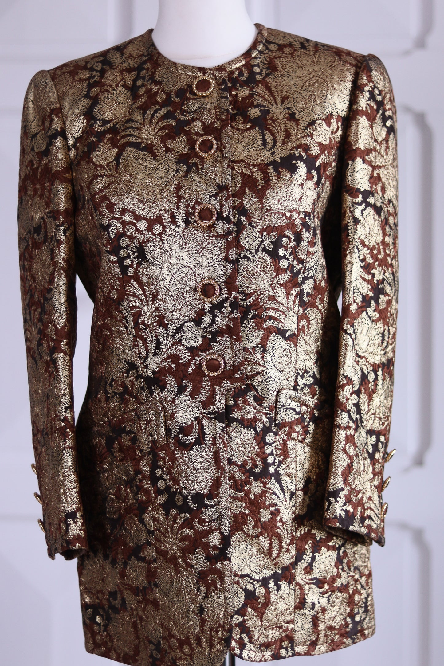 Hannezo Paris Veste brocart doré