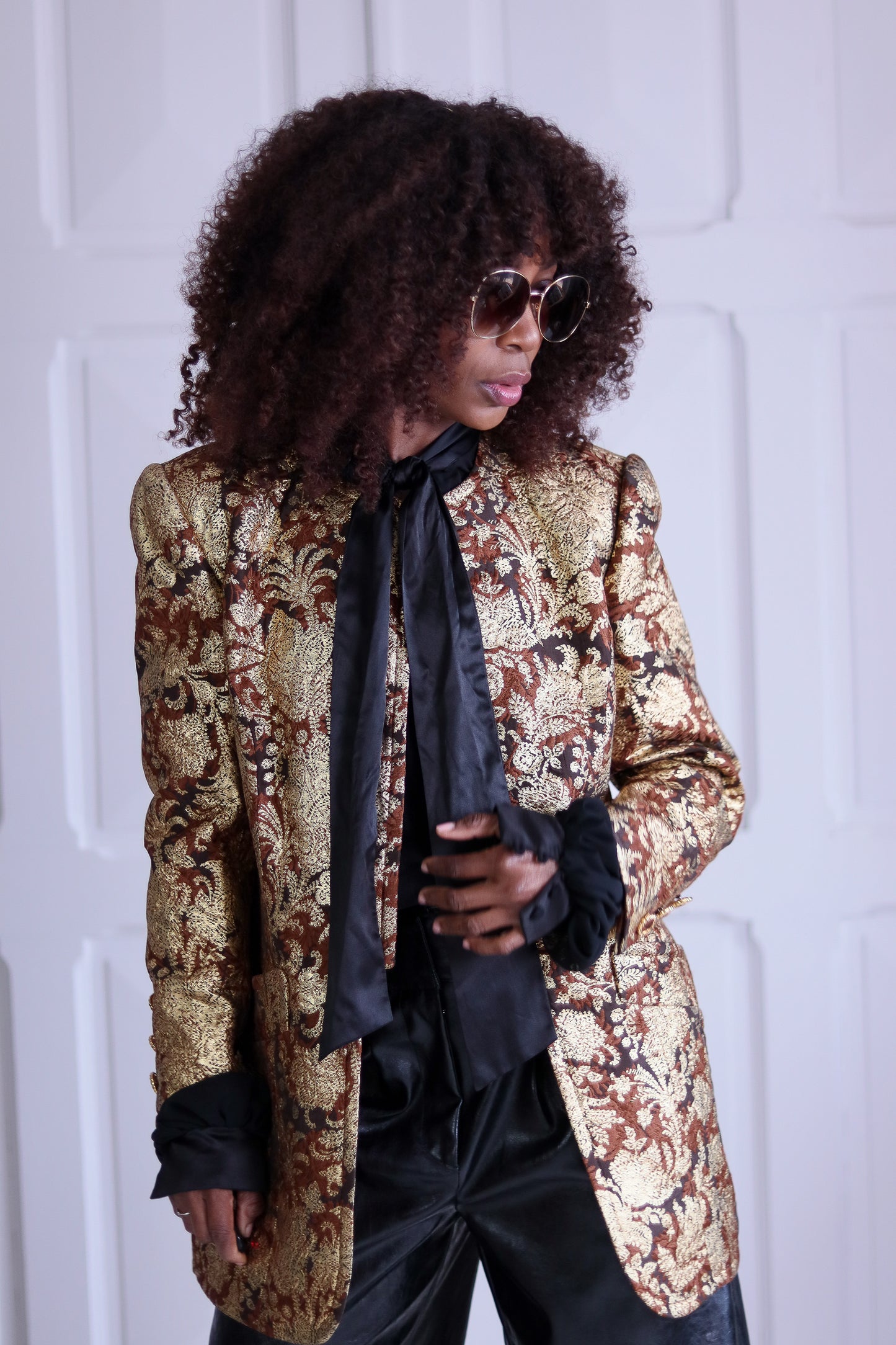 Hannezo Paris Veste brocart doré