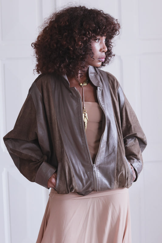 C. Kakou veste en cuir