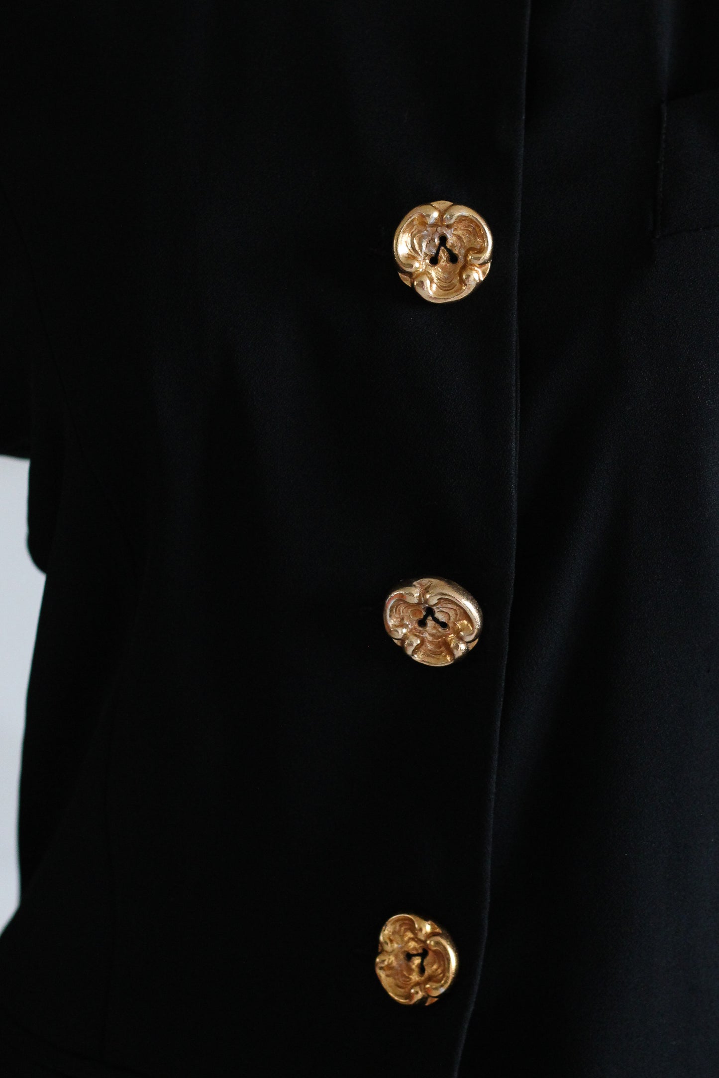 Sarah B veste vintage à boutons bijoux