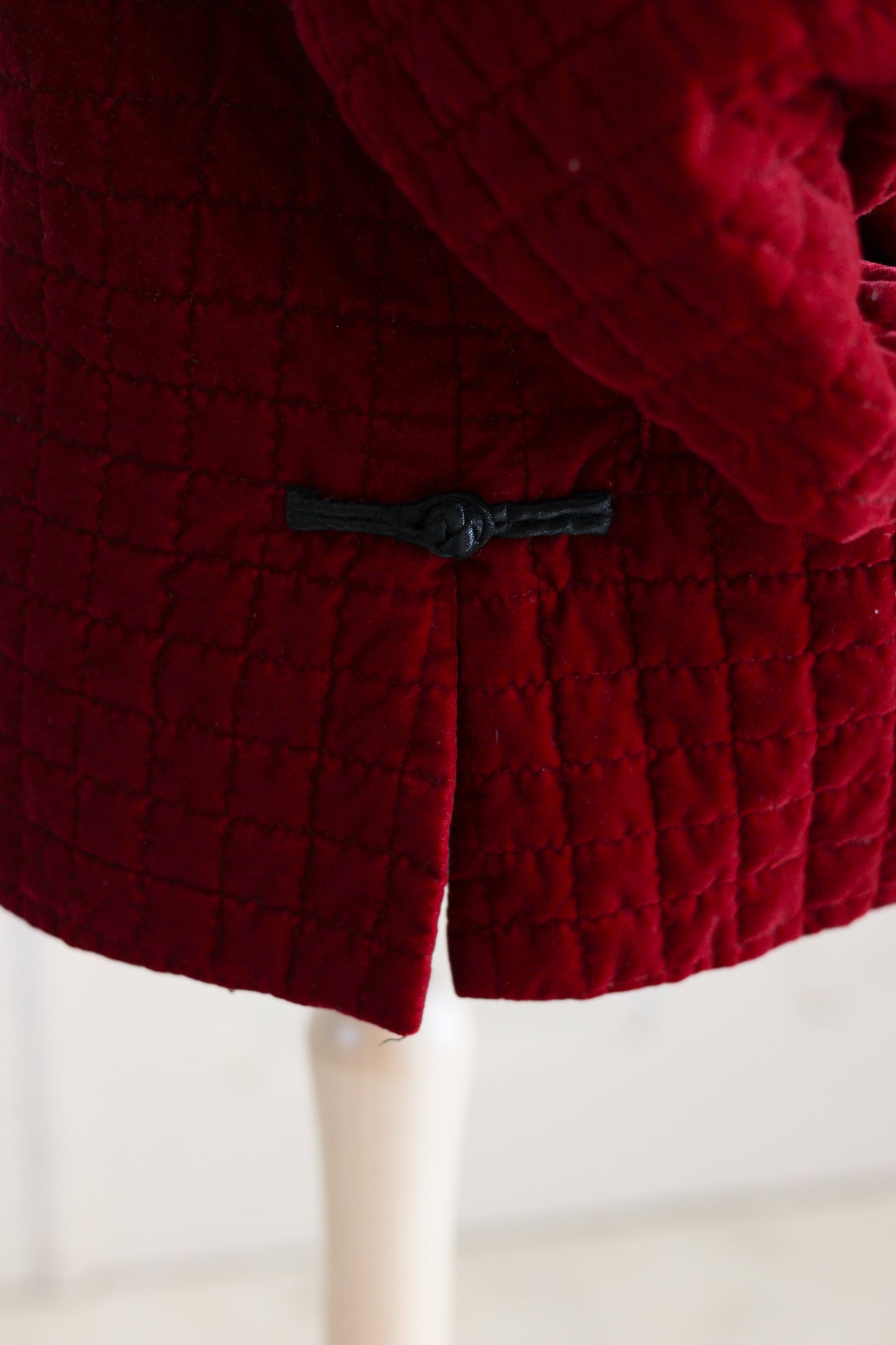 Veste matelassée velours rouge rubis