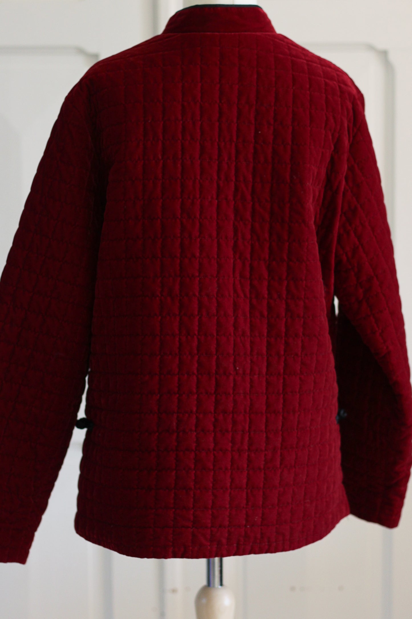 Veste matelassée velours rouge rubis