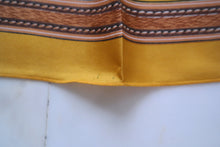 Charger l&#39;image dans la galerie, Écharpe foulard BACCARA